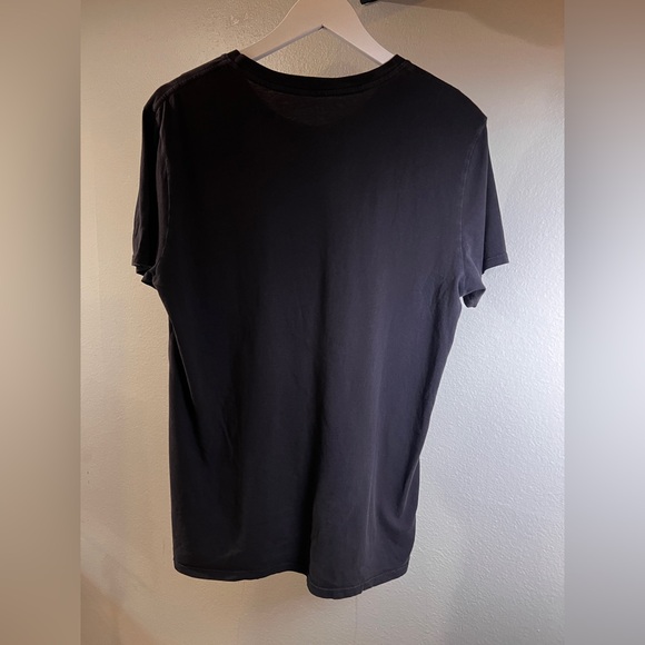 Everlane Black Tee with White Print - Picture 2 of 3